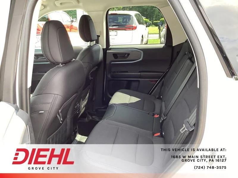 Used 2022 White Ford Badlands image 17