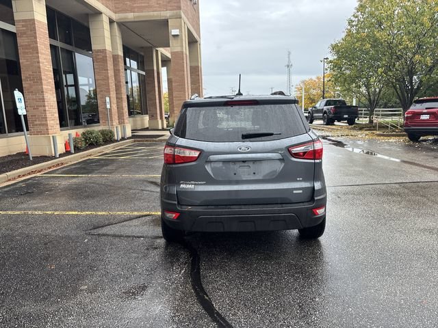 Used 2020 Gray Ford SE image 12