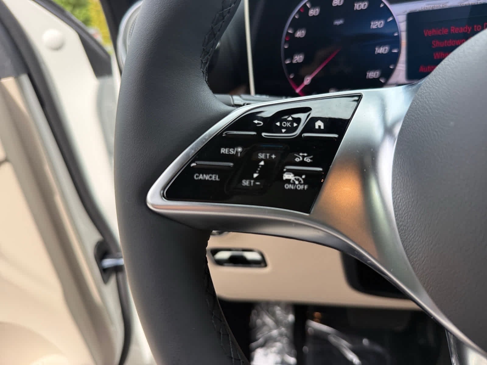 New 2026 Polar White Mercedes-Benz GLC 300 image 24
