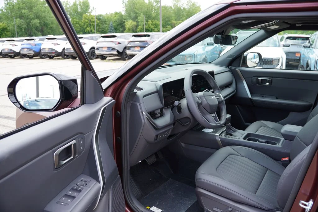 New 2027 Magma Red Matte Kia X-Line S image 10