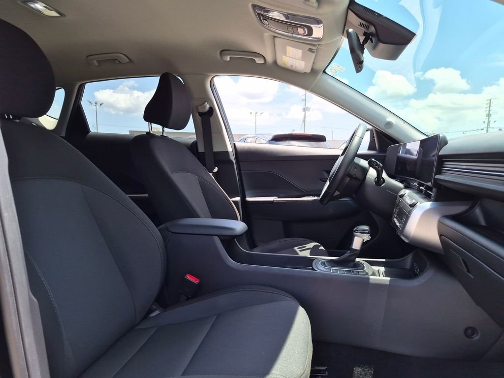 Used 2026 Abyss Black Hyundai SEL Sport image 30
