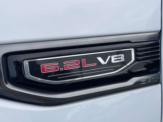 Used 2020 Summit White GMC AT4 image 10