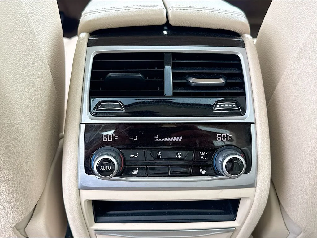 Used 2020 Black BMW 740i image 29