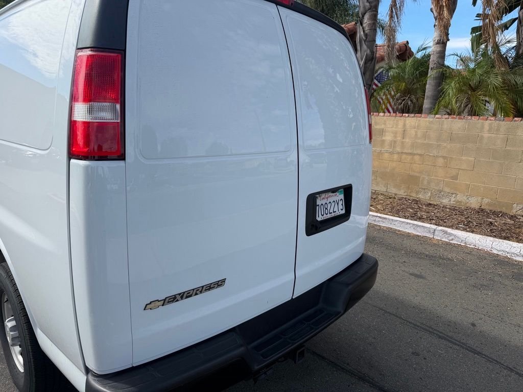 Used 2023 White Chevrolet Work Van image 10
