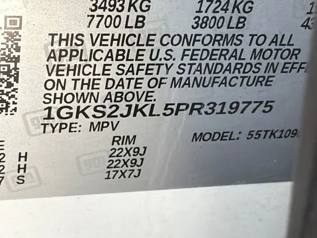 Used 2023 Summit White GMC Denali image 35