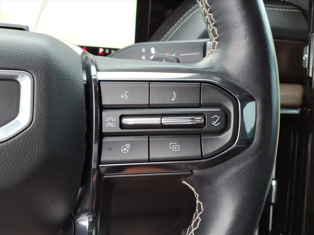 Used 2025 Summit White GMC Denali Ultimate image 15