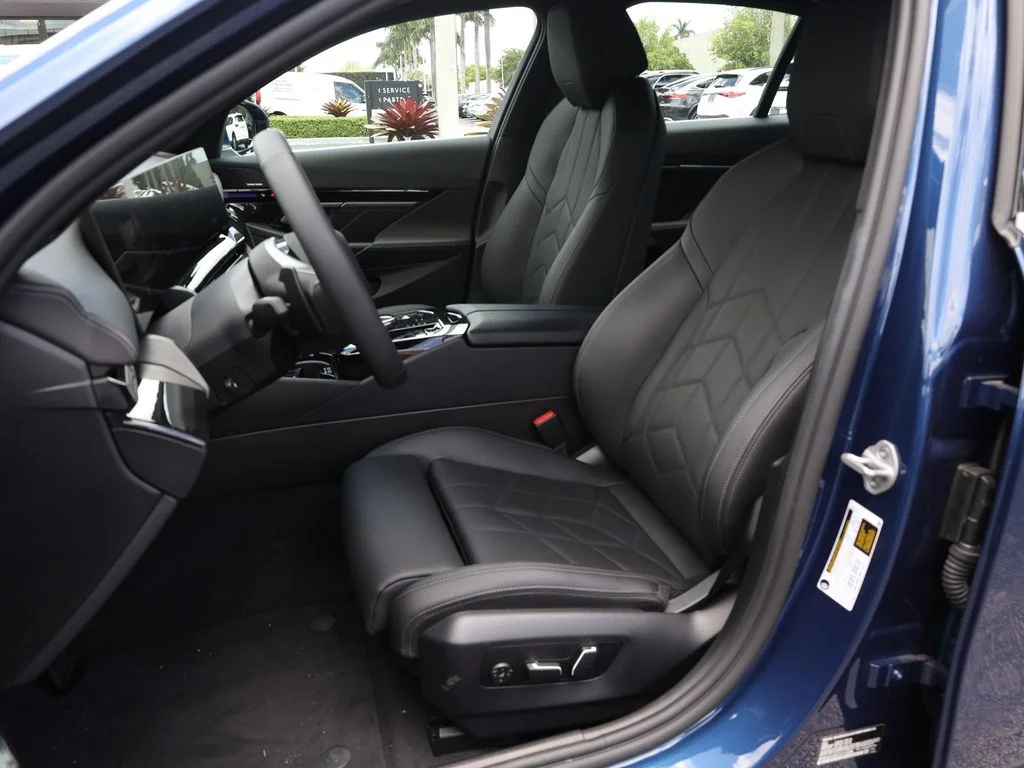 2026 BMW 5 Series 530i - Photo 17