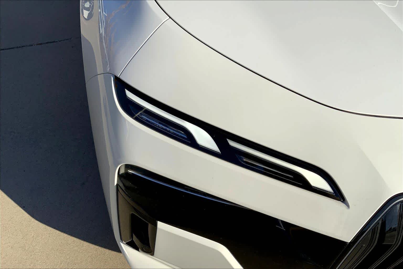 2025 BMW 7 Series 760i - Photo 13