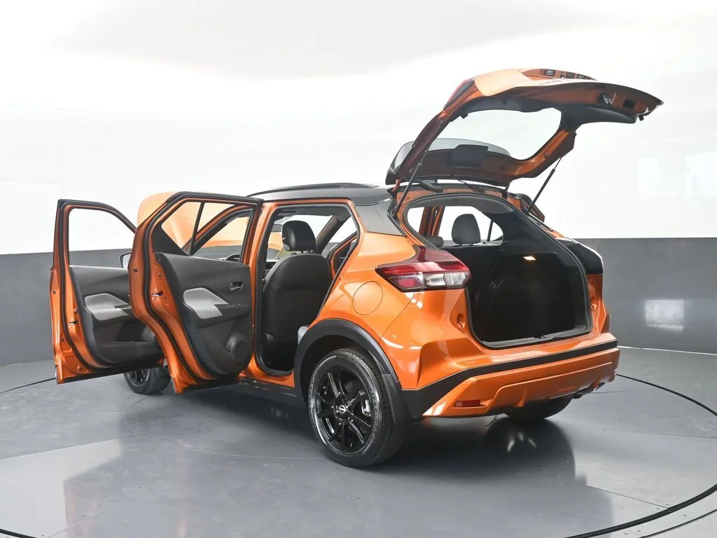 Used 2023 Monarch Orange Metallic/Super Black Nissan SR image 78