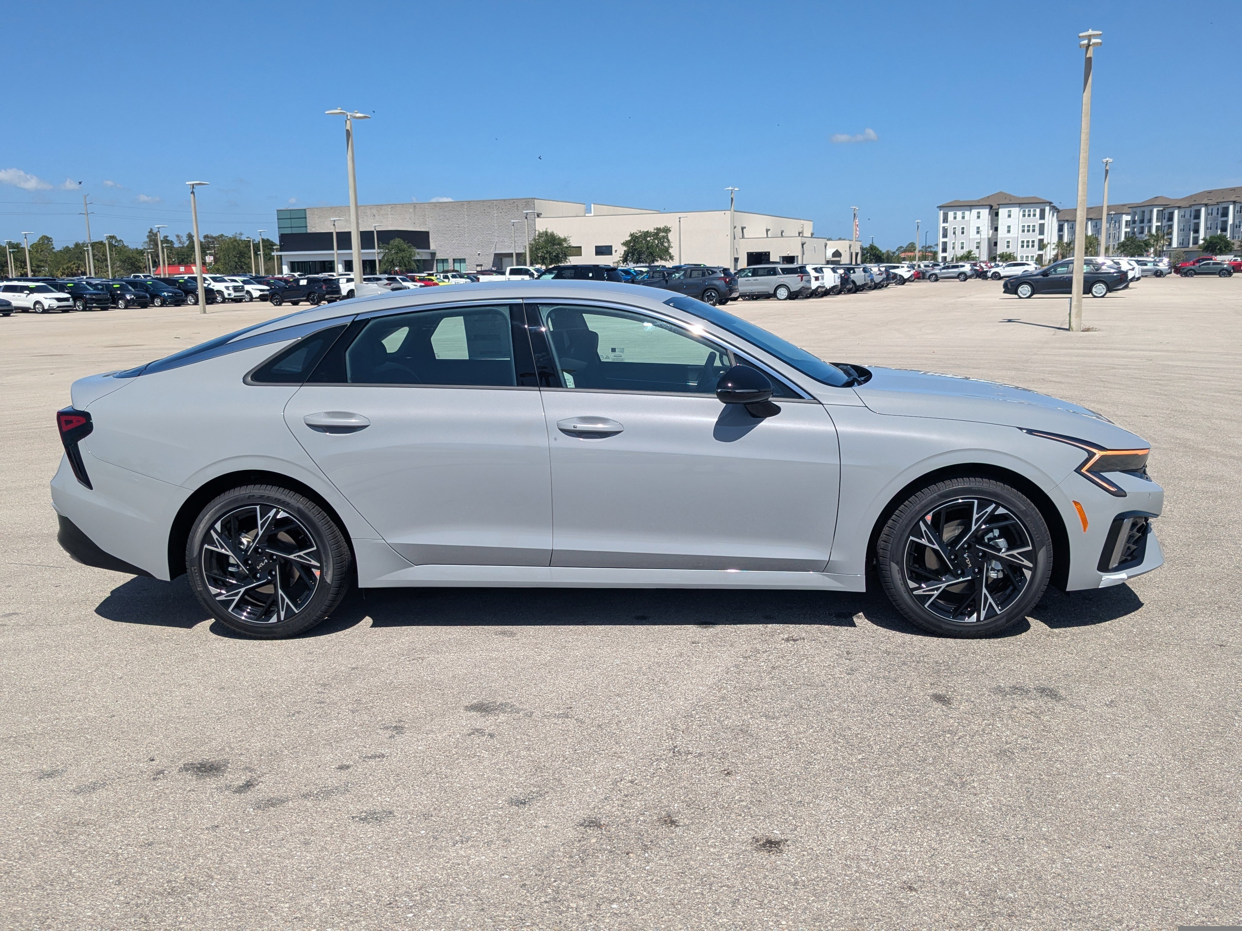 New 2026 Wolf Gray Kia GT-Line FWD image 4