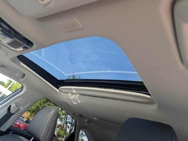 Used 2024 Silver Lexus 350 image 16