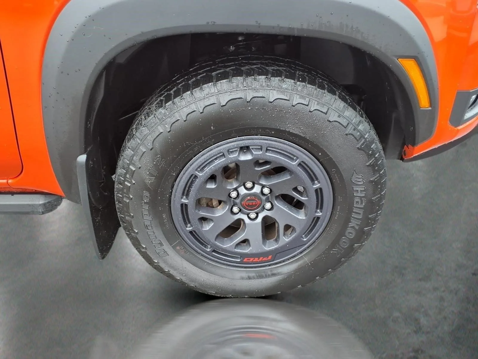 Used 2025 Afterburn Orange Ecg Nissan PRO-4X image 10