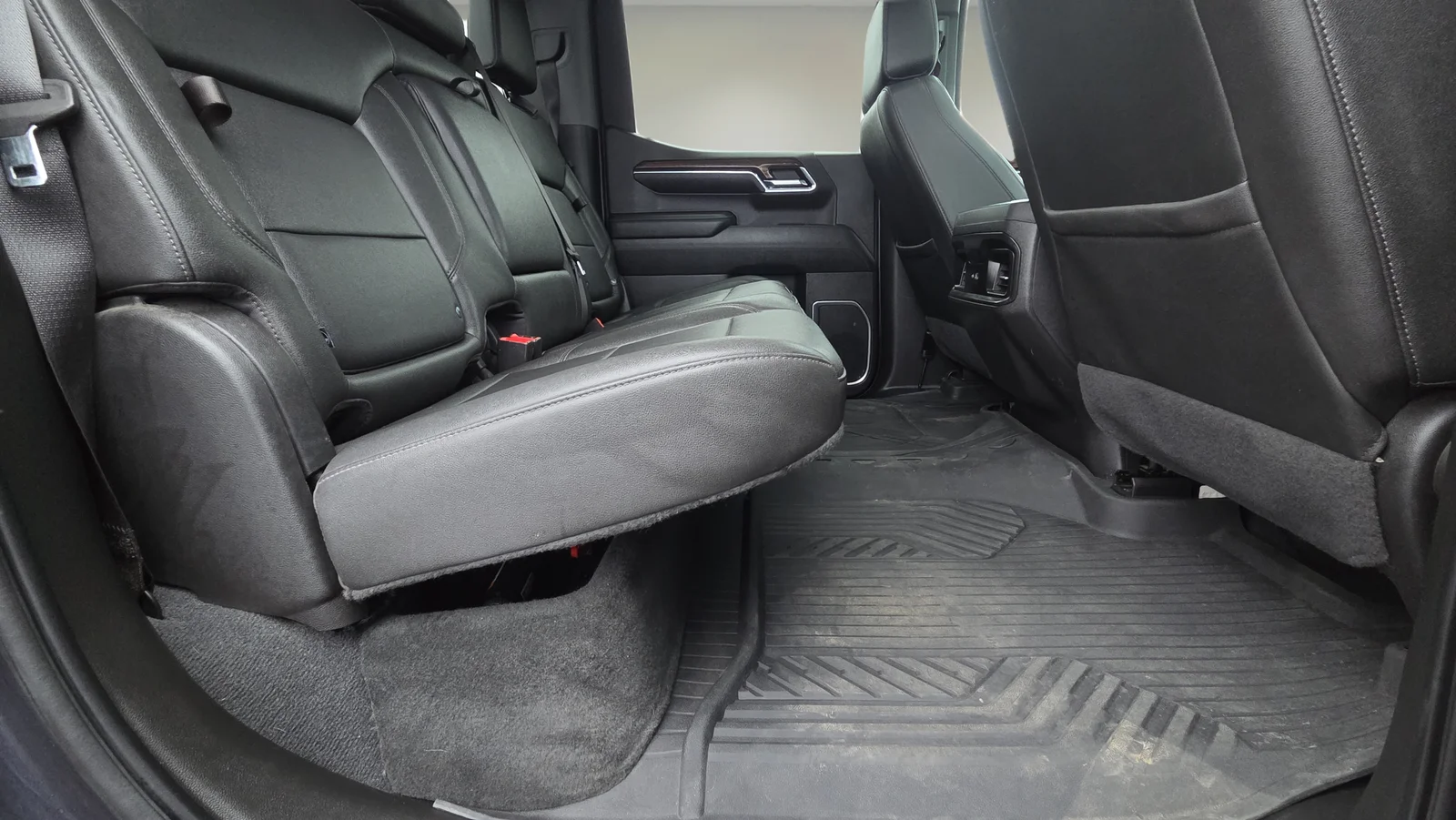 Used 2022 Gray Chevrolet LT Trail Boss image 17