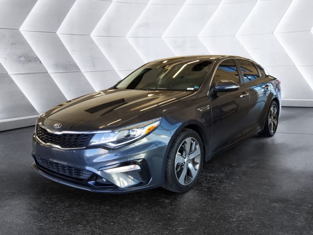 Used 2020 Gray Kia S image 3