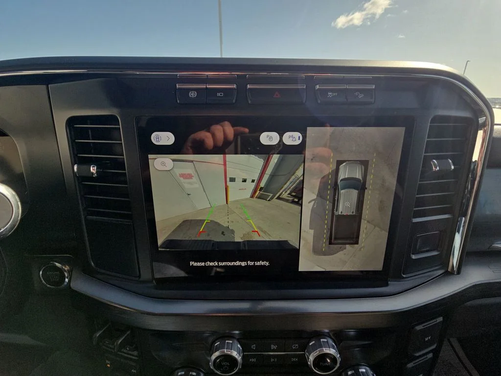 Used 2023 Agate Black Metallic Ford Lariat image 32