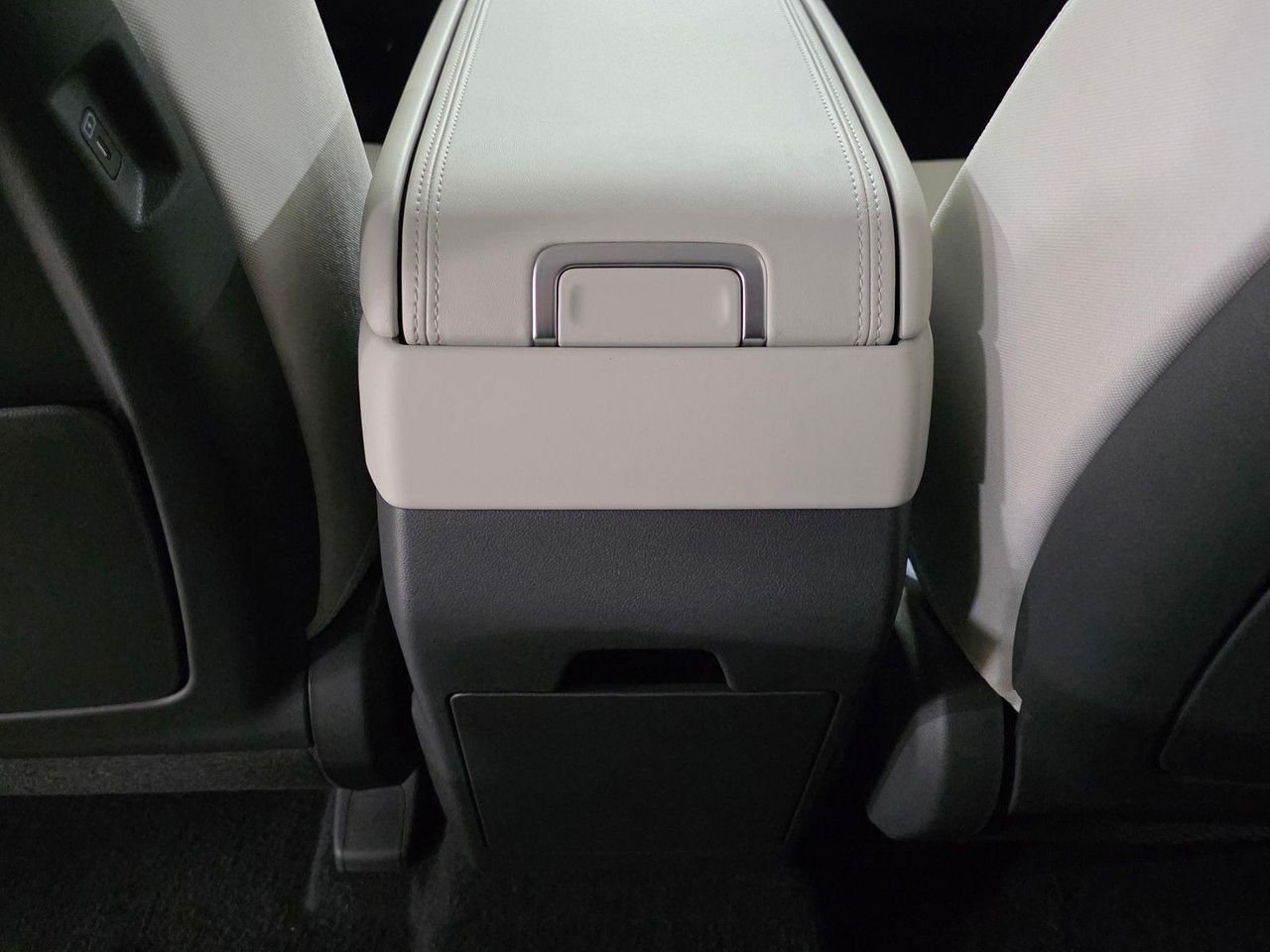 New 2026 Serenity White Hyundai SE FWD image 17