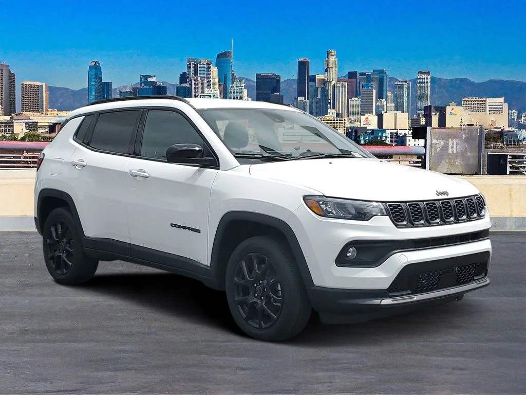 Used 2026 White Jeep Latitude image 3