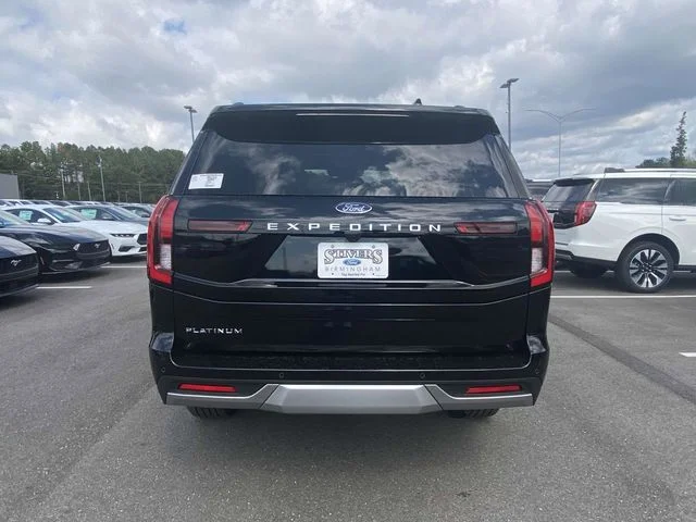New 2026 Black Ford Platinum image 4