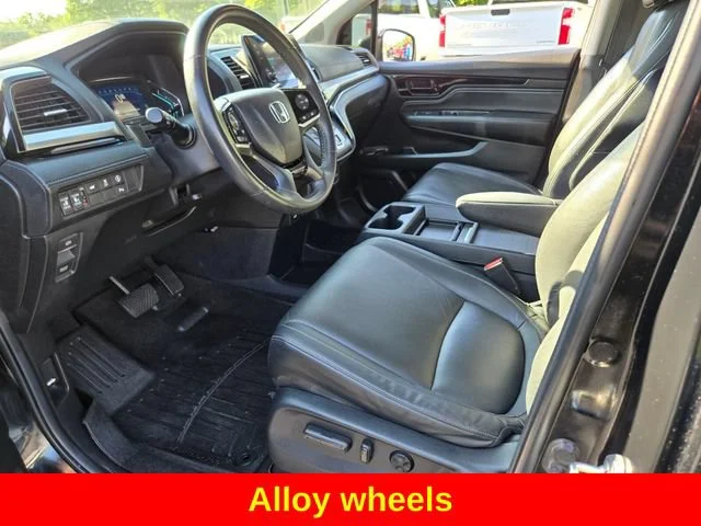 Used 2023 Black Honda Touring image 11