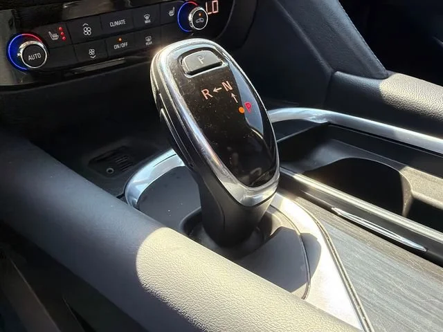 Used 2020 Ebony Twilight Metallic Buick Essence image 32