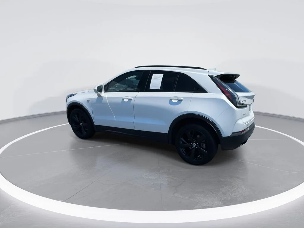 Used 2019 White Cadillac Sport image 6