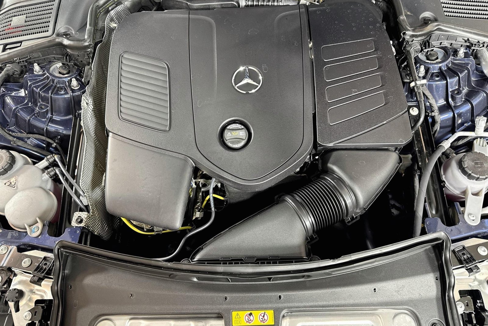 New 2026 Twilight Blue Metallic Mercedes-Benz C 300 image 28