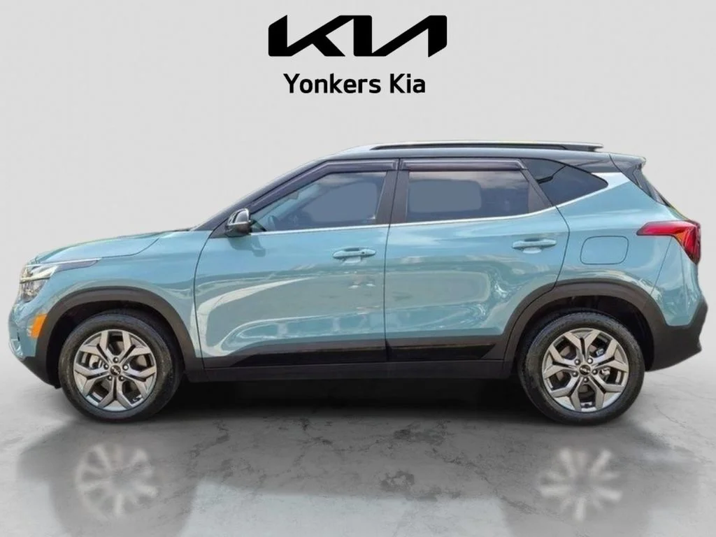Used 2024 Blue Kia S image 10