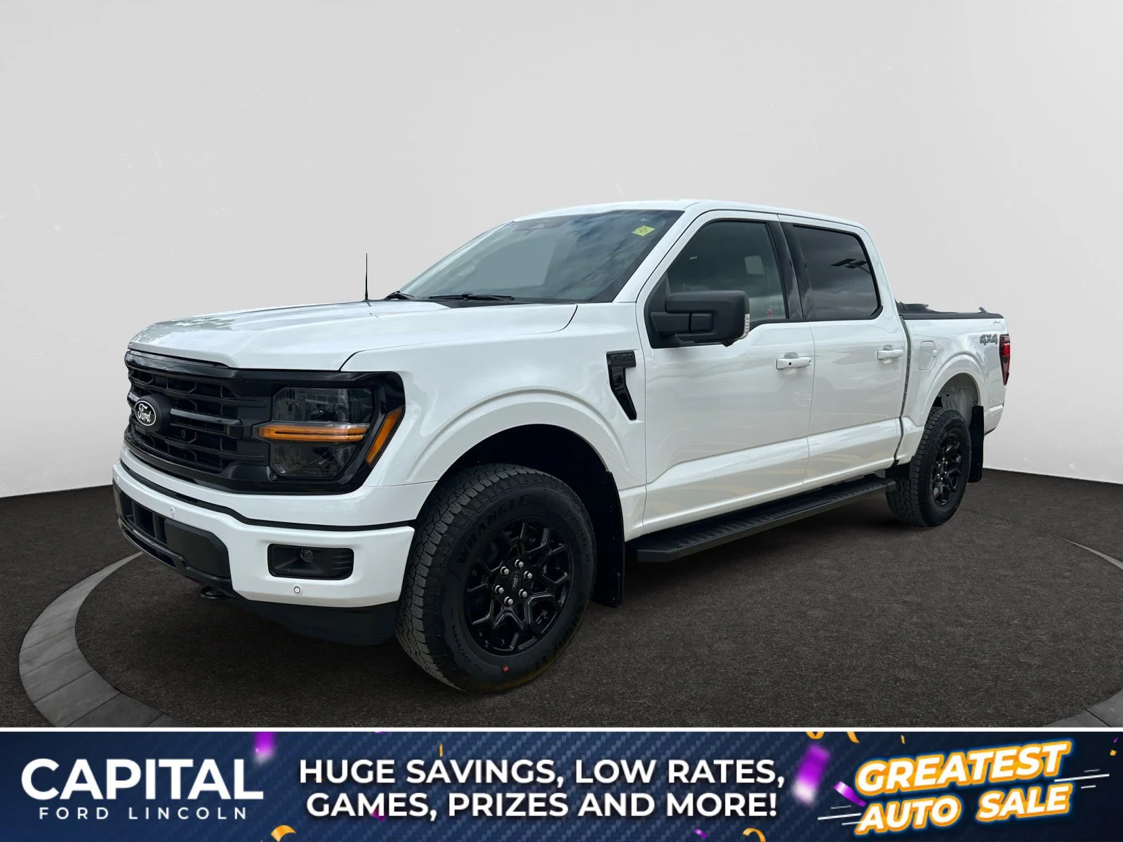 New 2026 Oxford White Ford XLT image 1