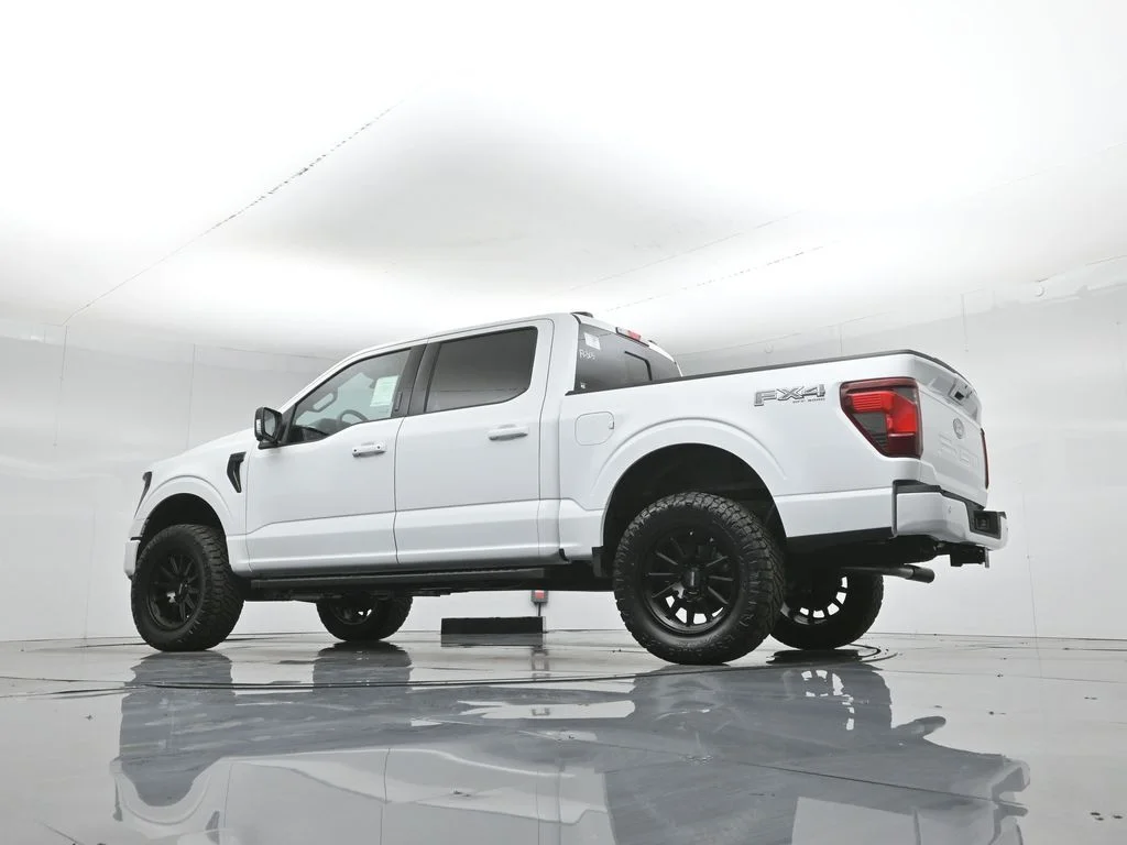 New 2026 Oxford White Ford XLT image 51