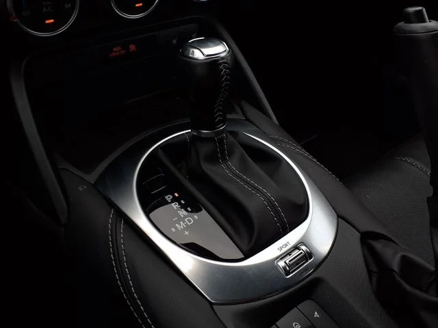 Used 2025 Gray Mazda Grand Touring image 7