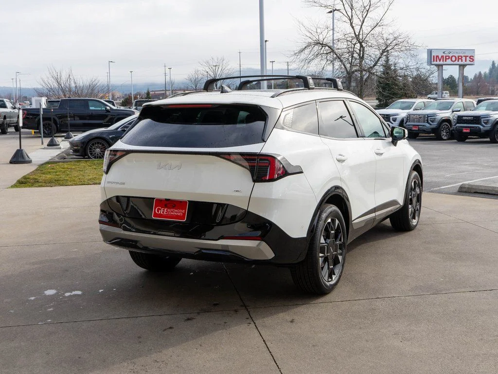 New 2026 Snow White Pearl Kia SX Prestige image 7