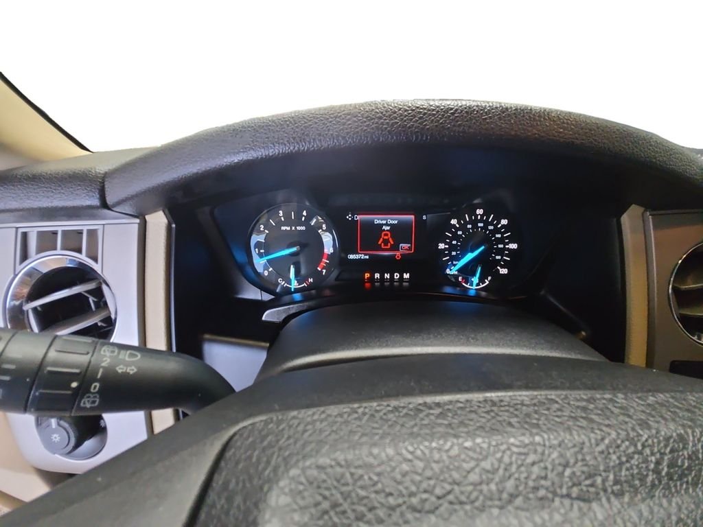 Used 2015 Gray Ford XLT image 20