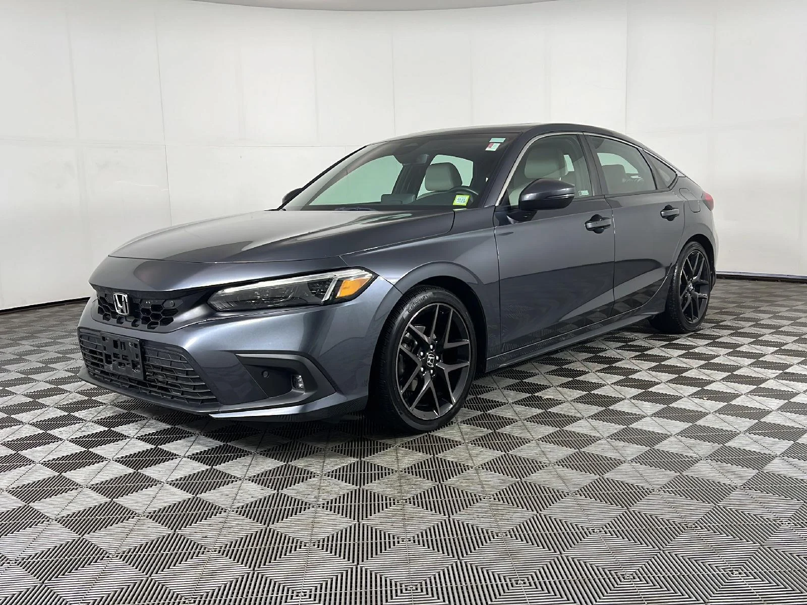 Used 2023 Meteorite Gray Metallic Honda Sport Touring image 12
