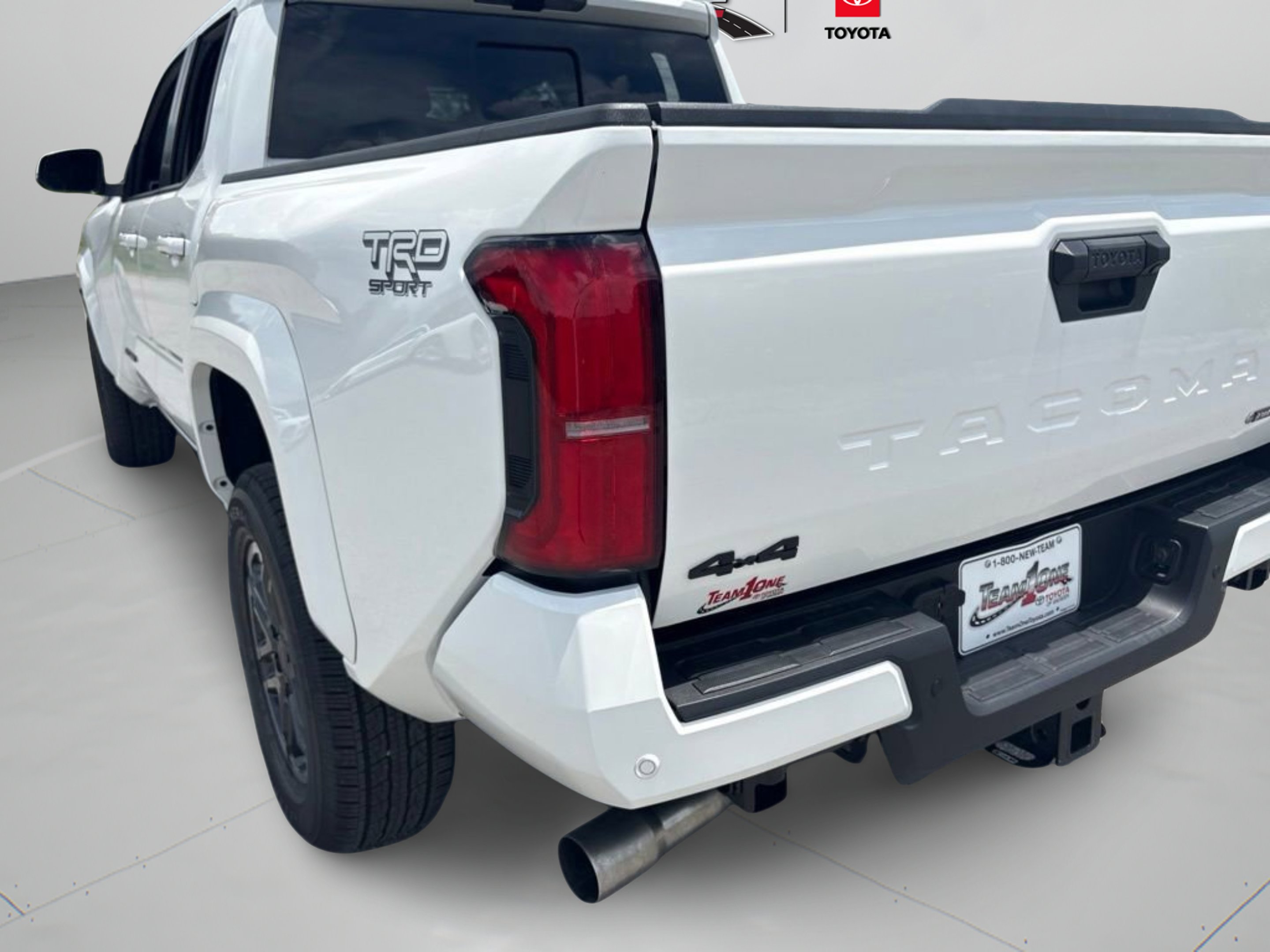 New 2026 Ice Toyota TRD Sport Hybrid image 32