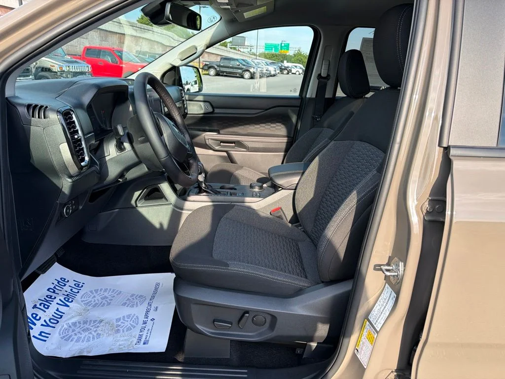 New 2026 Marsh Gray Ford XLT image 16