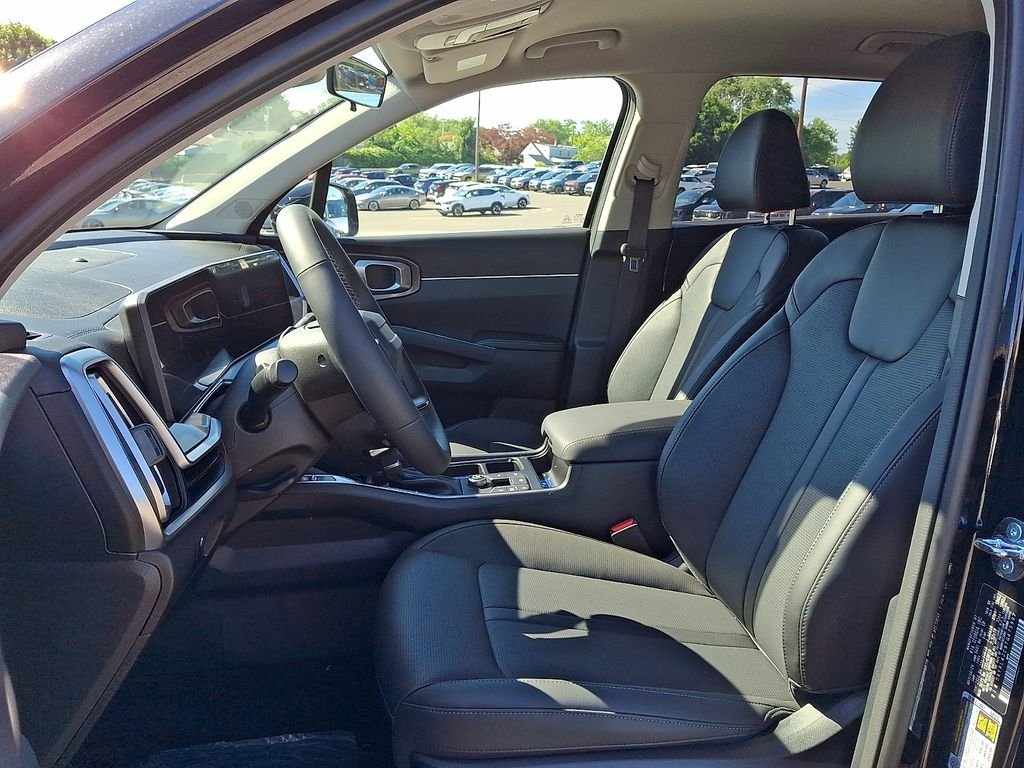 New 2026 Black Kia S image 6