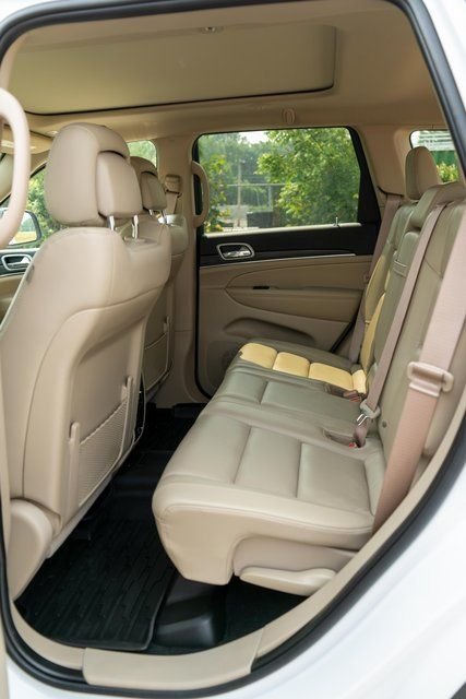 Used 2021 White Jeep Limited image 12