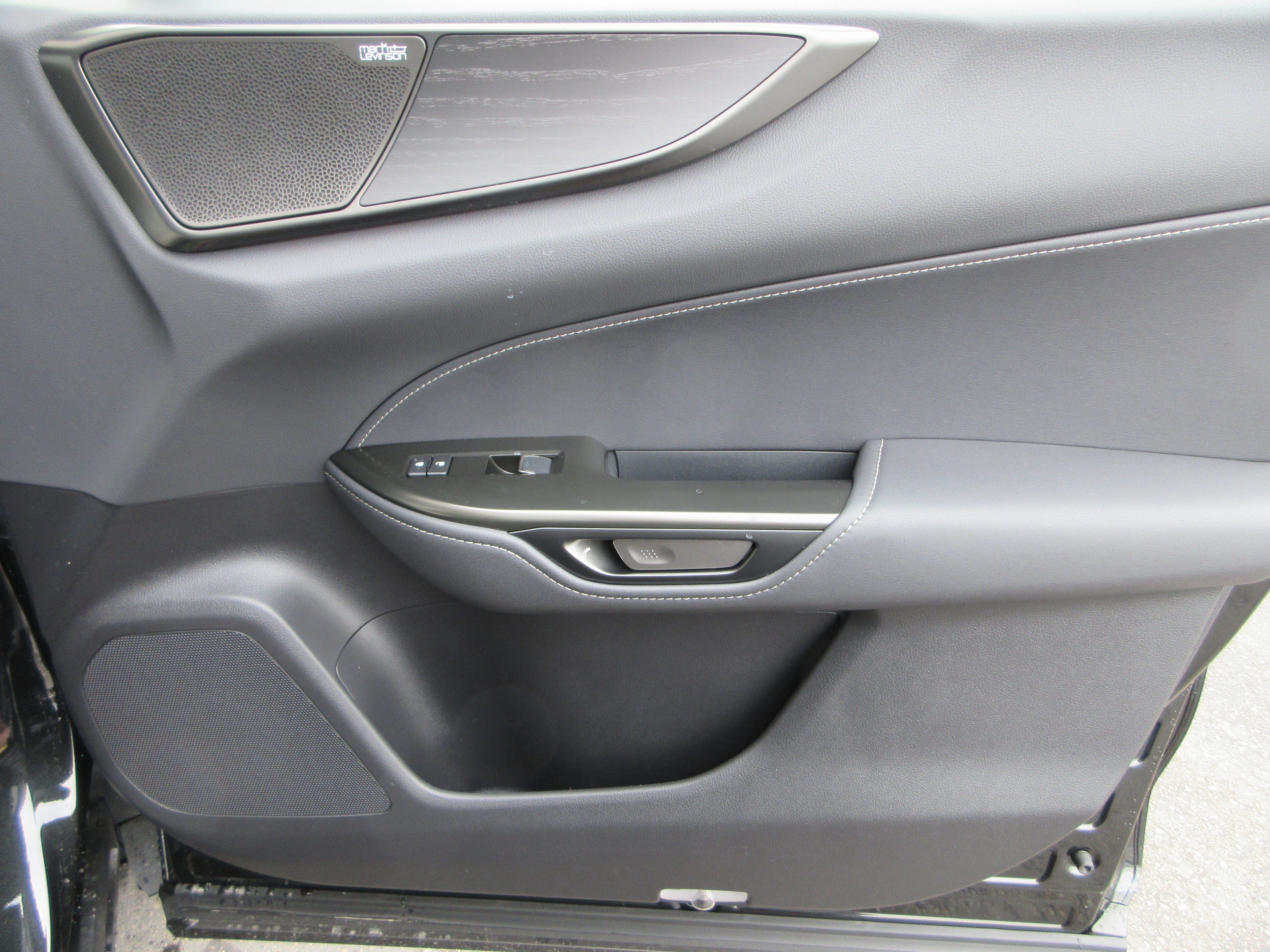 2026 Lexus NX 450h+ Luxury - Photo 22