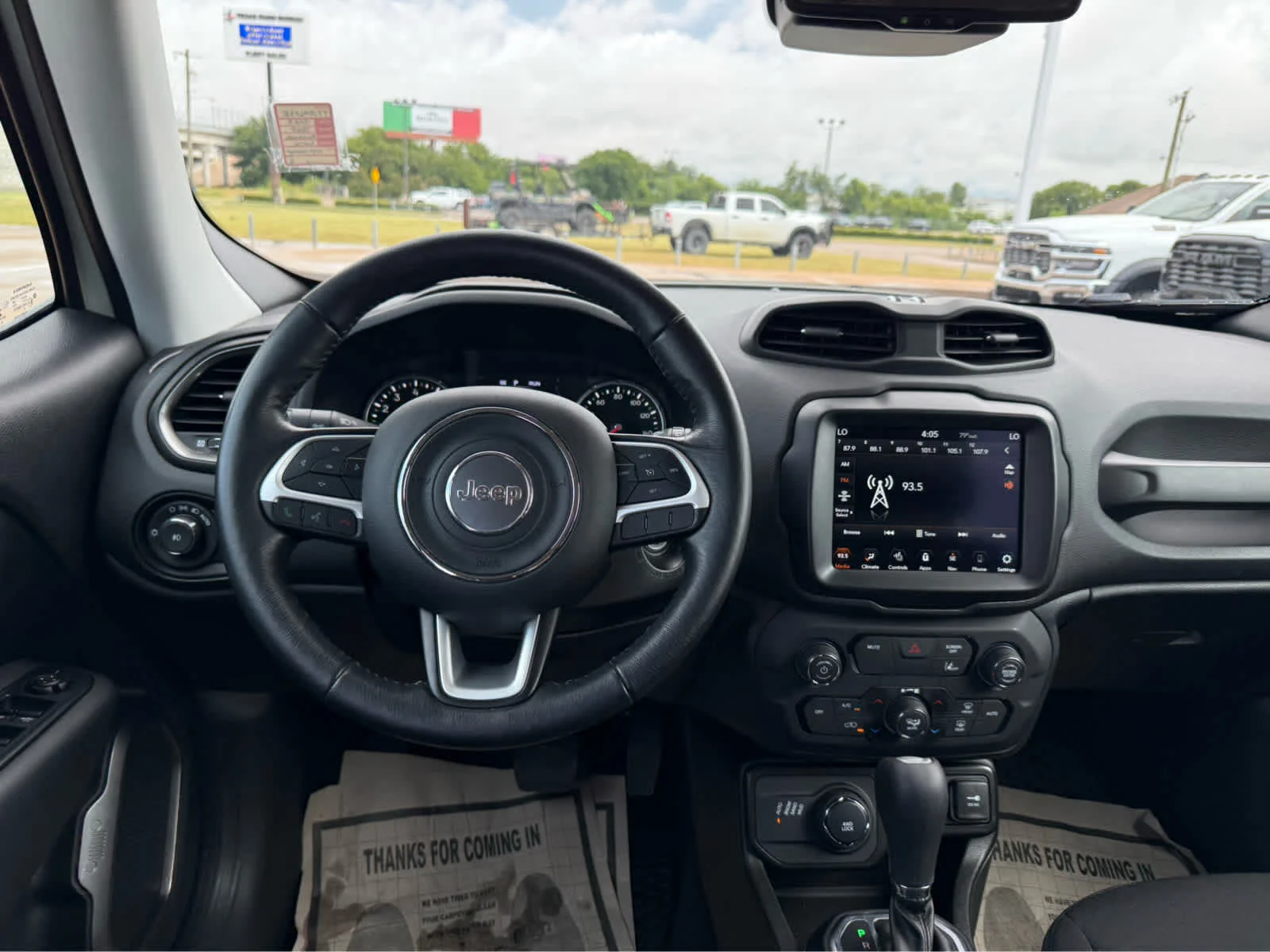 Used 2023 Alpine White Clearcoat Jeep Latitude image 2