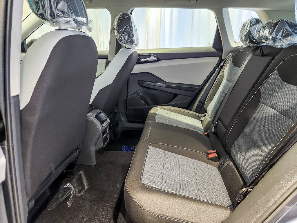 New 2027 Platinum Gray Metallic Volkswagen 1.5T S image 9