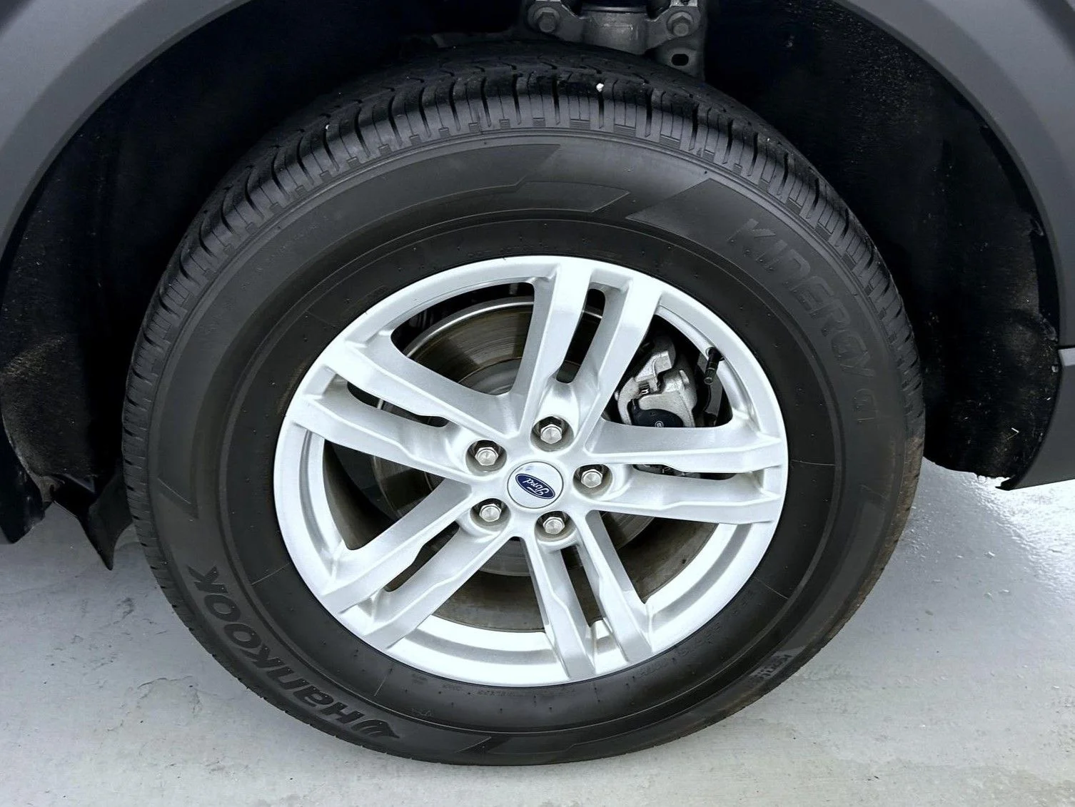 Used 2023 Silver Ford XLT image 25