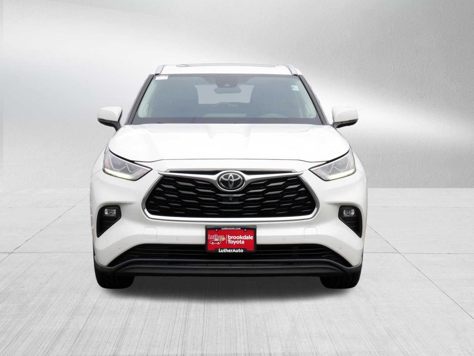 Certified 2021 Toyota Highlander Limited with VIN 5TDDZRBH4MS070392 for sale in Brooklyn Center, Minnesota