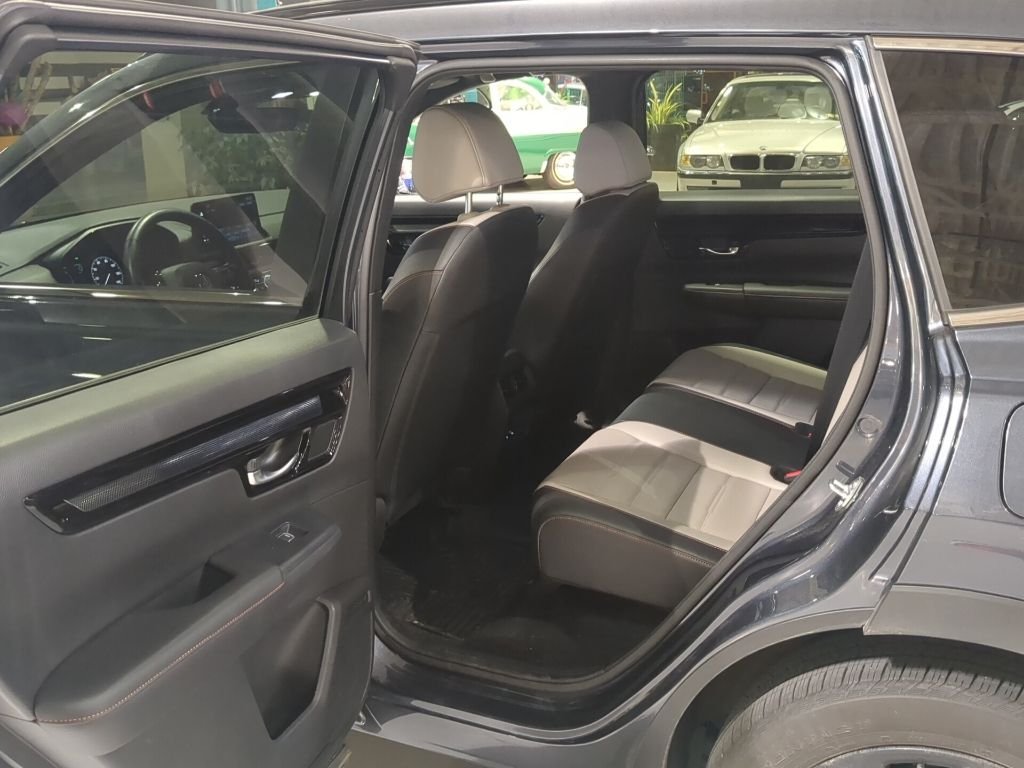 Certified Used 2025 Gray Honda Sport Touring image 11