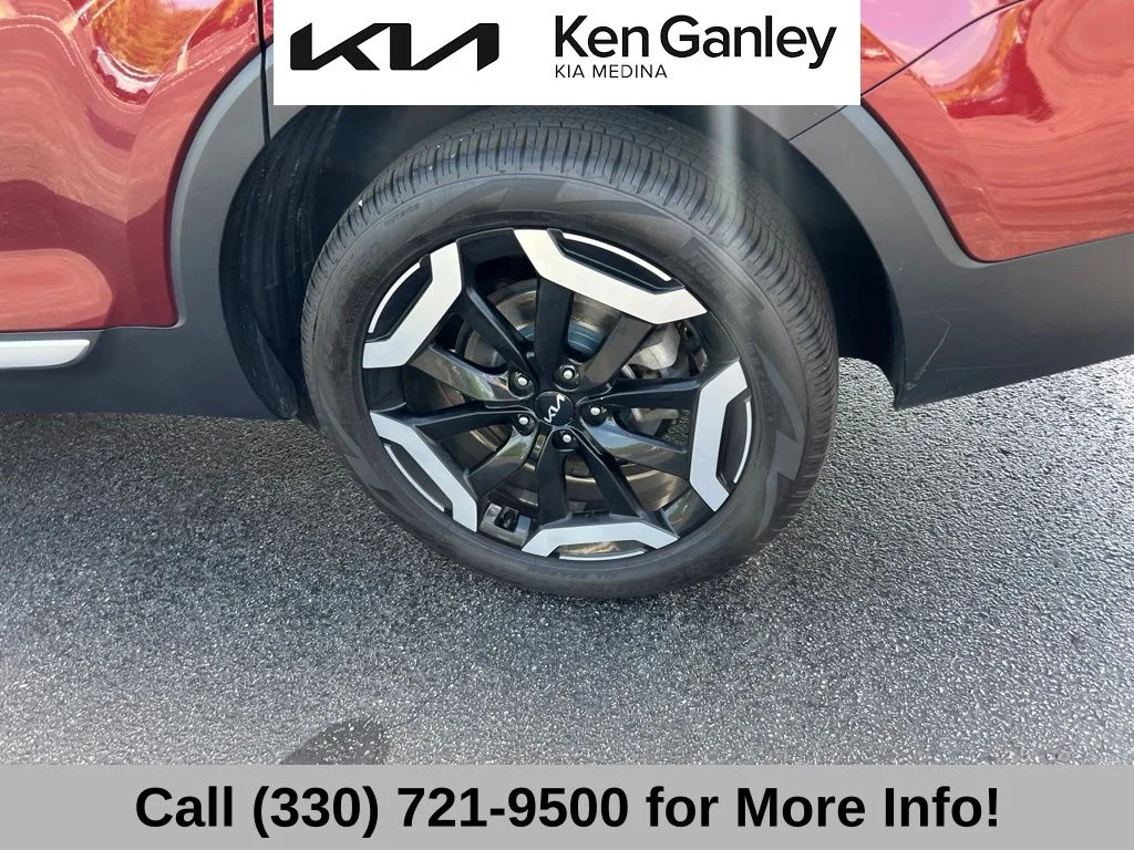 Used 2024 Red Kia S image 24