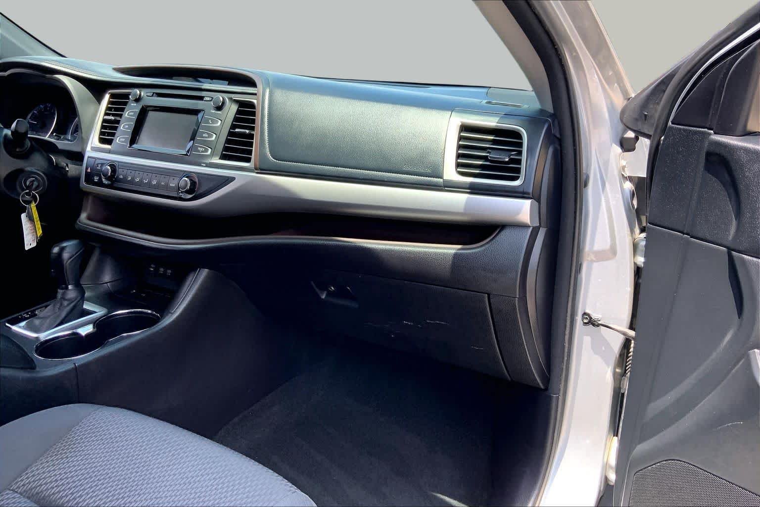 Used 2017 Celestial Silver Metallic Toyota LE image 17