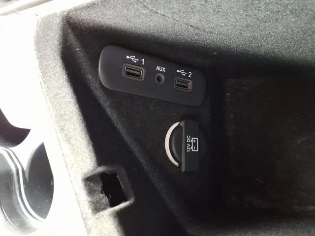 Used 2019 Granite Pearl Coat Dodge SXT image 10