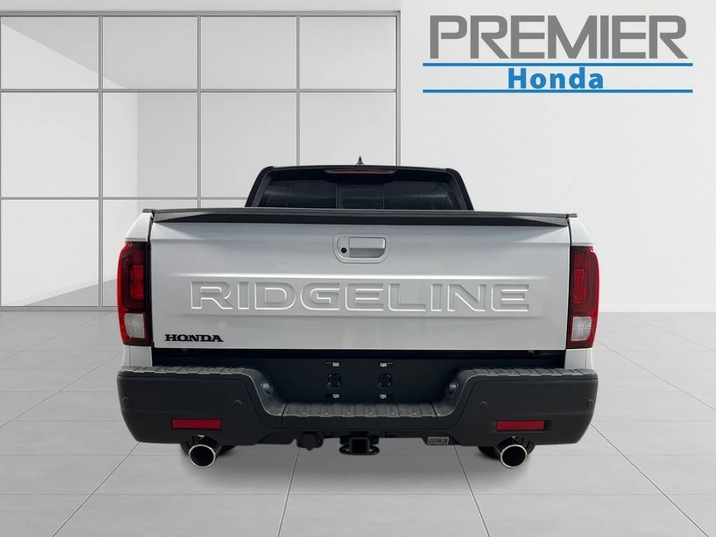 New 2026 Platinum White Pearl Honda Black Edition Two-Tone image 4