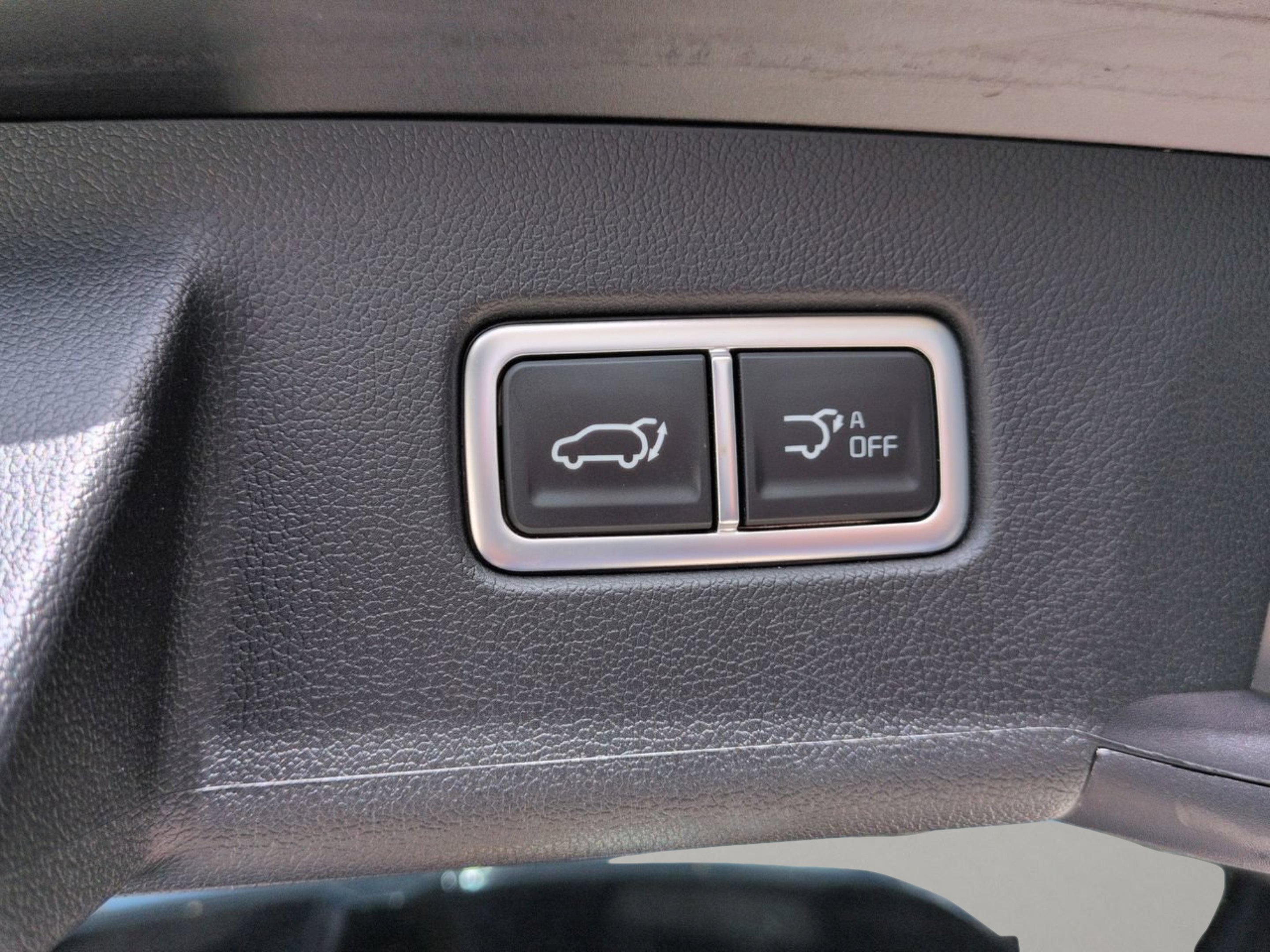 Certified Used 2024 Ebony Black Kia X-Line SX Prestige image 11