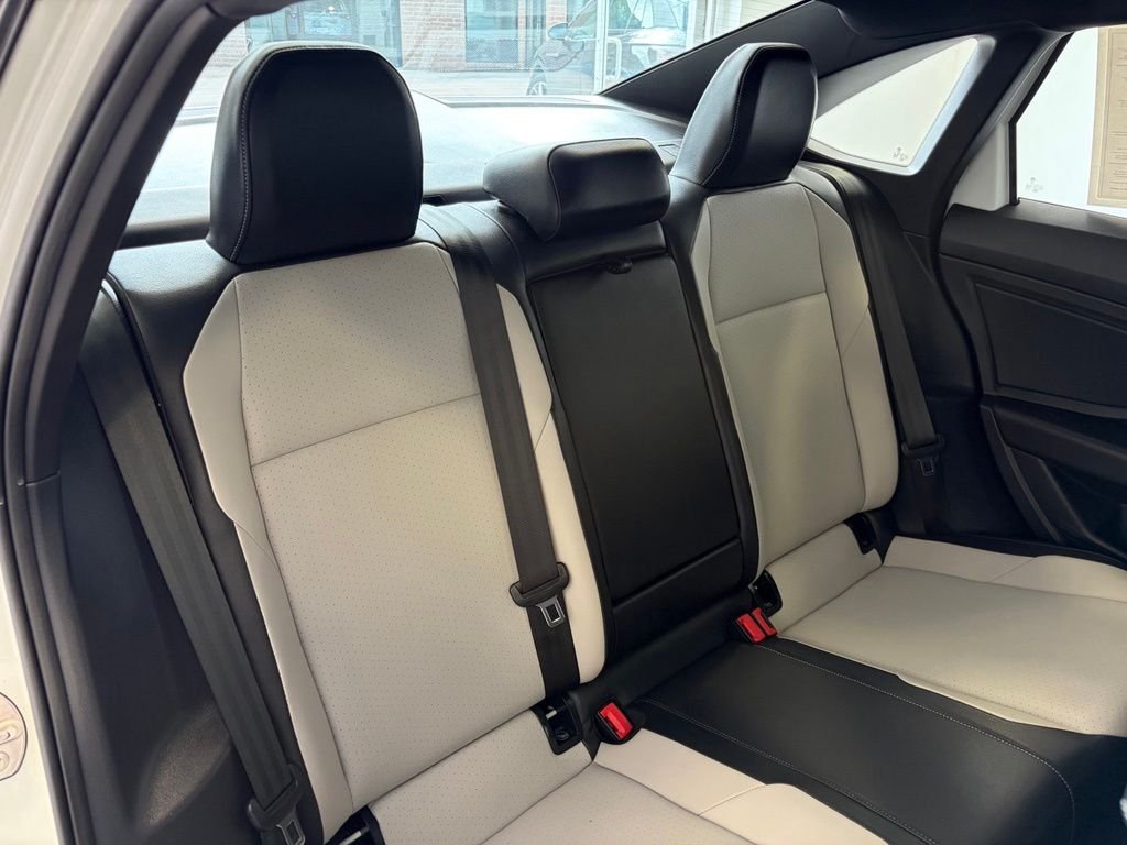 Used 2019 Pure White Volkswagen R-Line image 21