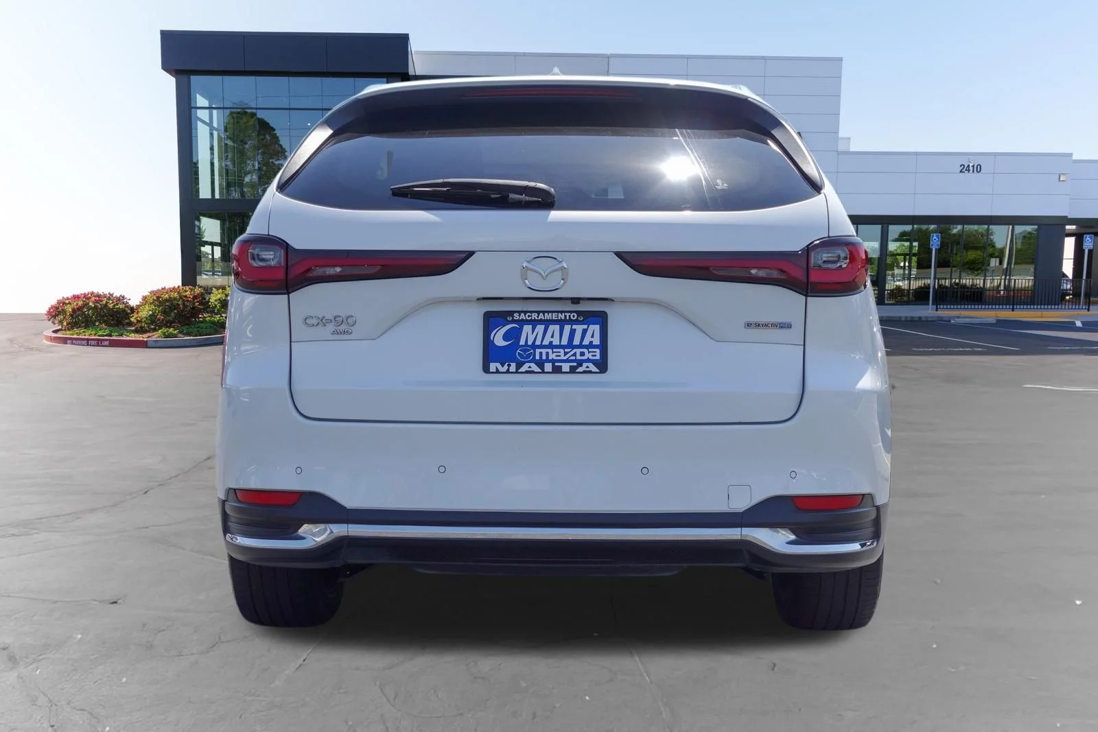 Certified Used 2024 Rhodium White Premium Mazda Premium image 5